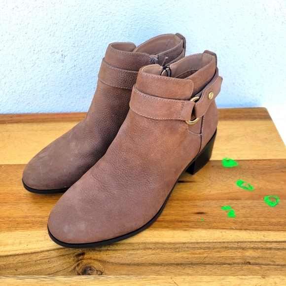 New Giani Bernini Memory Foam Putneyy Taupe Ankle boots Women's Size 7.5 - Picture 4 of 16